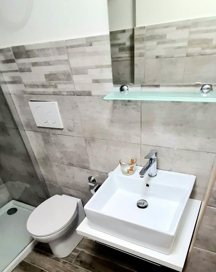 Seafront Marina Bay Apartment Terra Mala ภายนอก รูปภาพ
